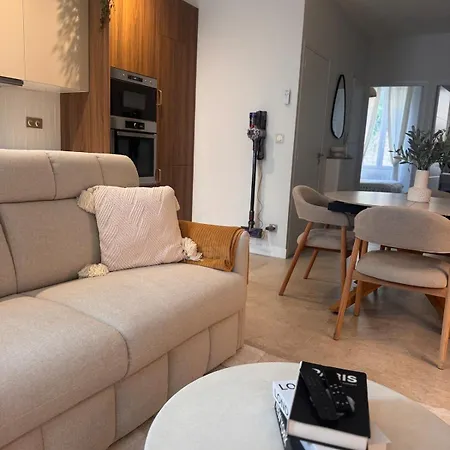 Cosy A *